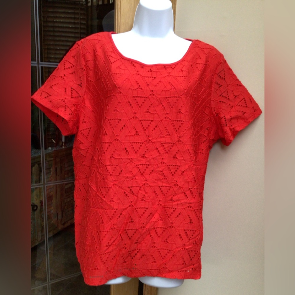 Marc New York ladies top. EUC.